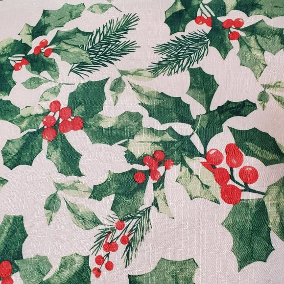 Christmas Placemats, Set of 4, Fabric, Holly Mistletoe, Holiday Table Decor - Picture 4 of 4